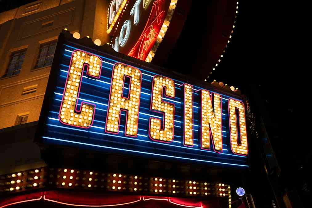 Slotastic Casino Live Dealer Games: Experience the Thrill of Real-Time Gaming